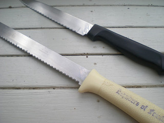 serrated knives